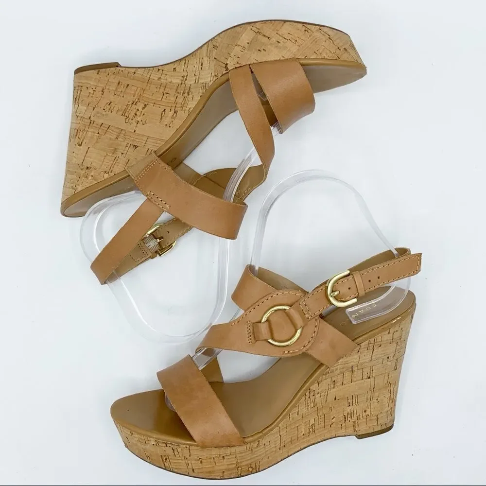 Franco Sarto Surprise Tan Cork Platform Sandals‎ Gold Hardware Ring Detail